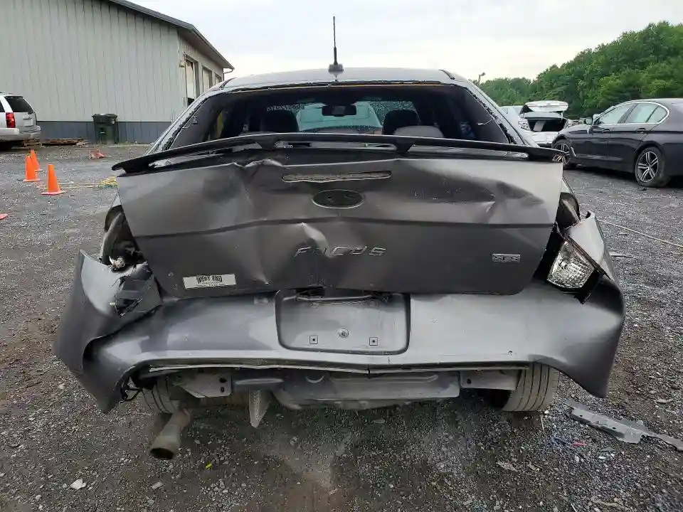 1FAHP3GN7AW284992 2010 FORD FOCUS-5