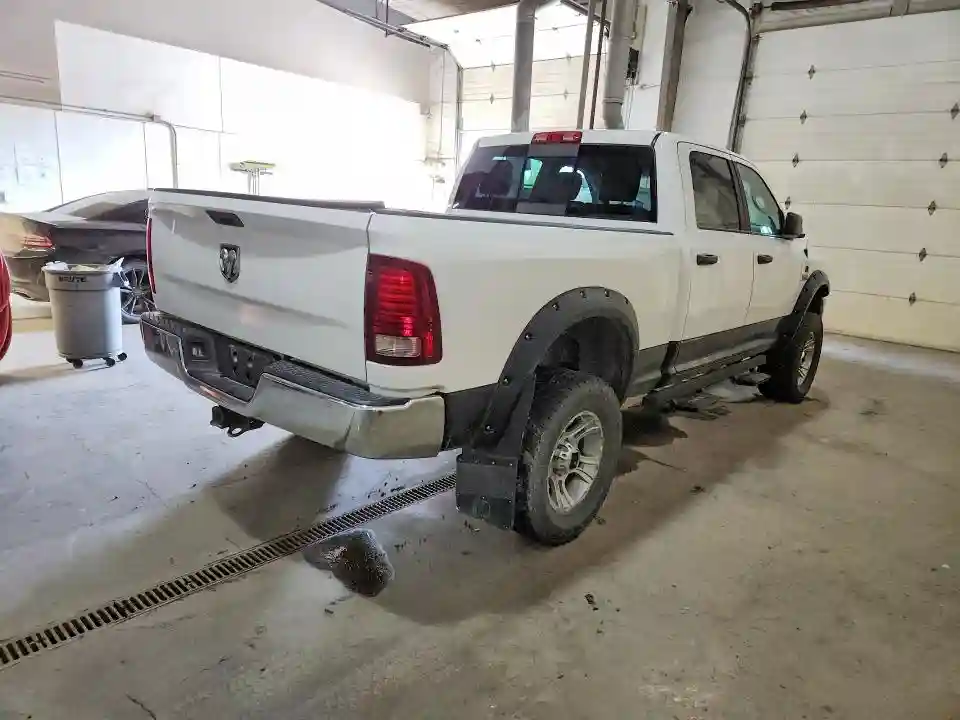 3C6TR5EJ3FG514311 2015 RAM 2500-2