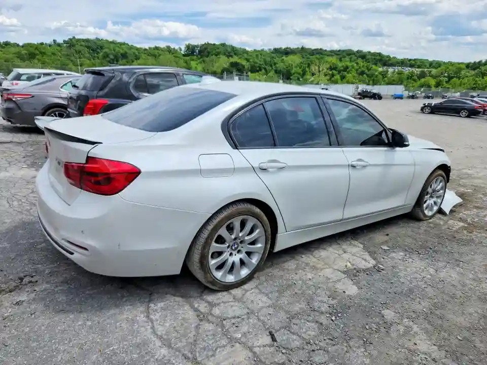 WBA8D9G33HNU65640 2017 BMW 3 SERIES-2