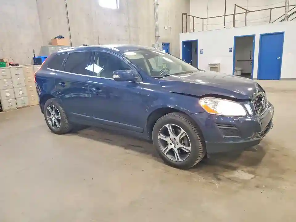 YV4902DZ3D2461812 2013 VOLVO XC60-3