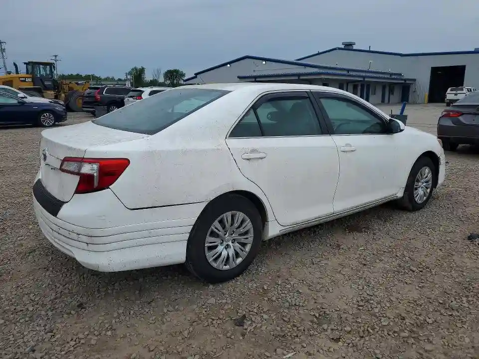 4T1BD1FK5EU111408 2014 TOYOTA CAMRY SOLA-2