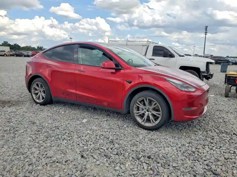 7SAYGDEE0RA233661 2024 TESLA MODEL Y-3