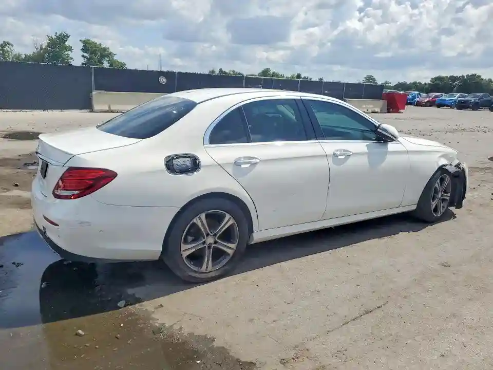 WDDZF4JB2HA104451 2017 MERCEDES-BENZ E-CLASS-2
