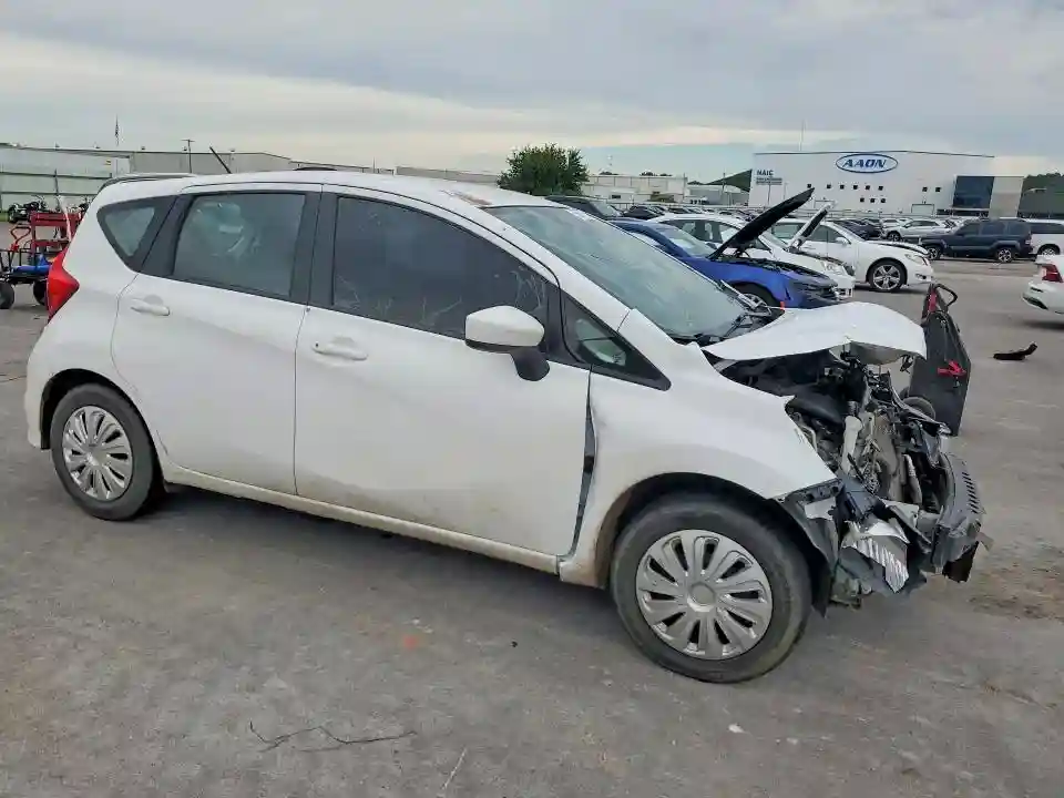 3N1CE2CP3HL357547 2017 NISSAN VERSA-3