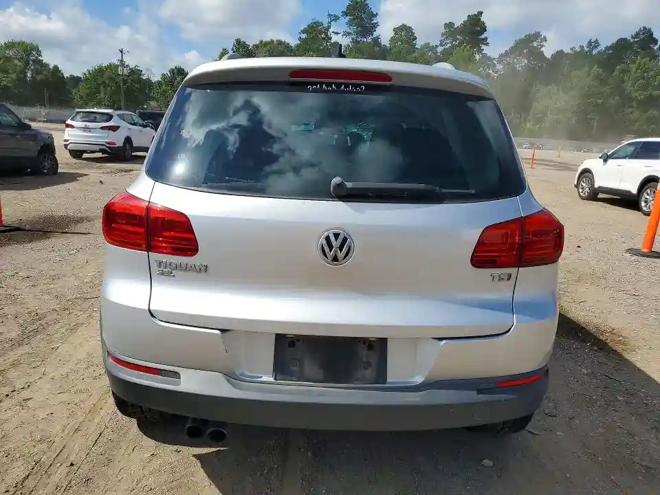WVGAV7AX9GW554280 2016 VOLKSWAGEN TIGUAN-5