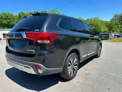 JA4AZ3A33KZ018344 2019 MITSUBISHI OUTLANDER-2