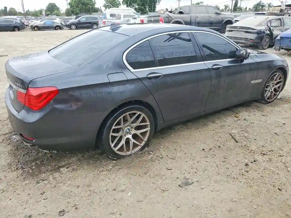 WBAKC6C54BC394238 2011 BMW 7 SERIES-2