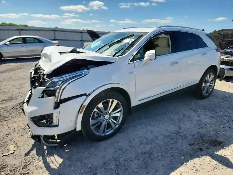 1GYKNDRS0RZ744612 2024 CADILLAC XT5-0