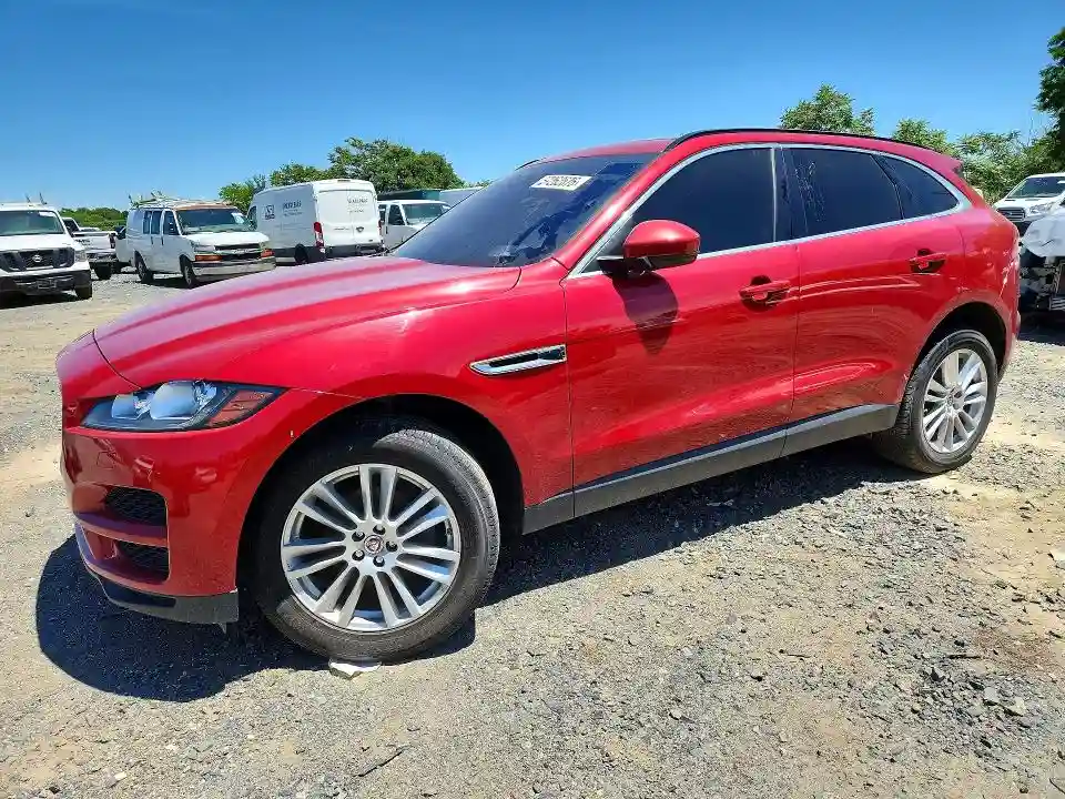SADCK2BN1HA885377 2017 JAGUAR F-PACE-0