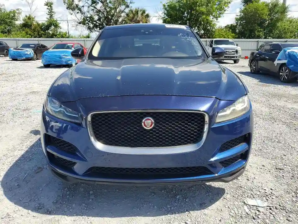 SADCK2FX0JA266724 2018 JAGUAR F-PACE-4