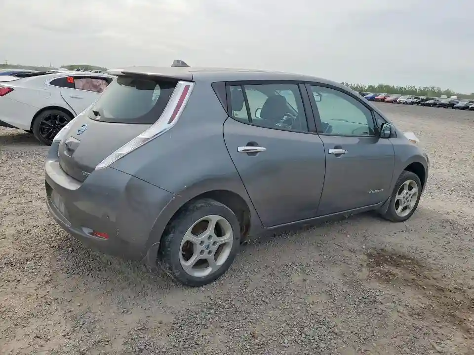 1N4AZ0CP7EC330569 2014 NISSAN LEAF-2