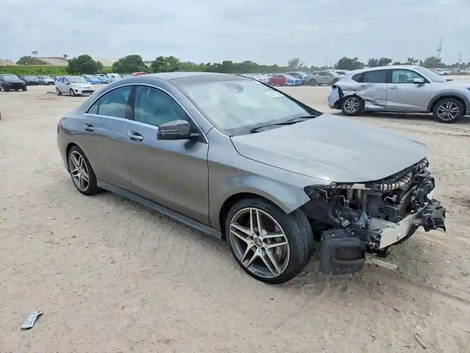 WDDSJ5CB1EN086676 2014 MERCEDES-BENZ CLA-CLASS-3