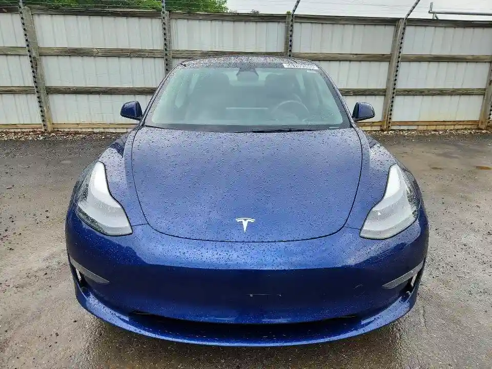 5YJ3E1EB8NF290561 2022 TESLA MODEL 3-4