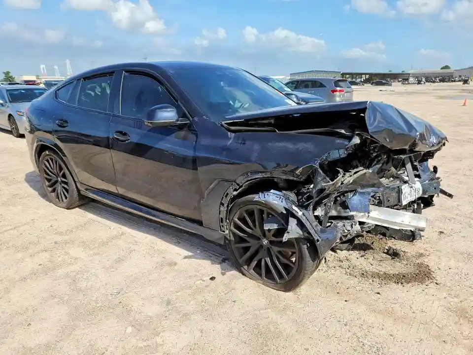 5UXCY6C01N9L58858 2022 BMW X6-3