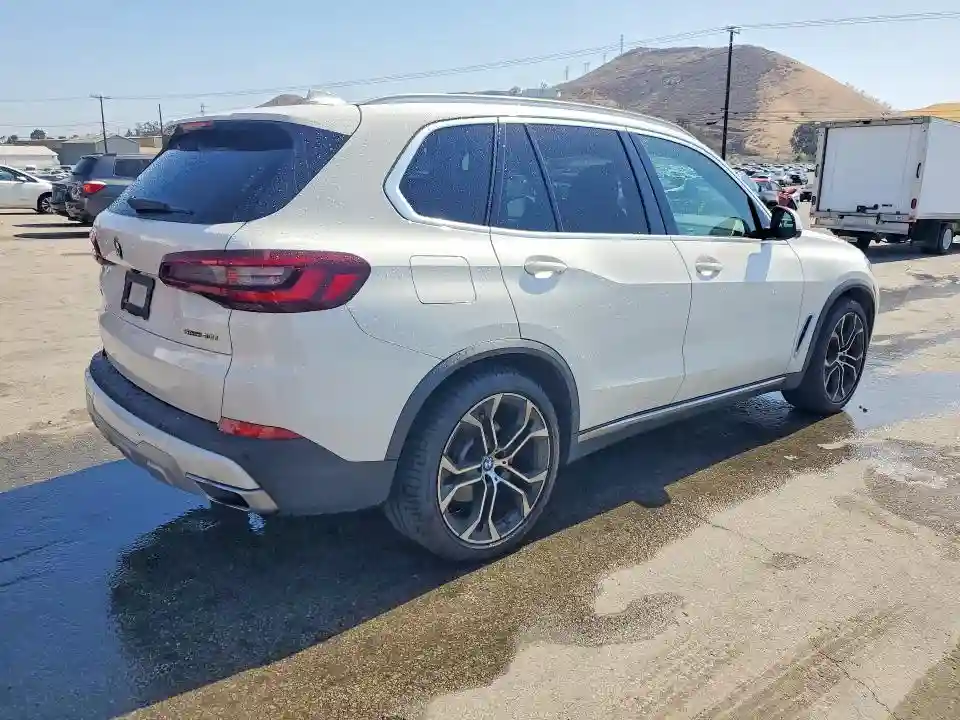 5UXCR4C06L9C57607 2020 BMW X5-2