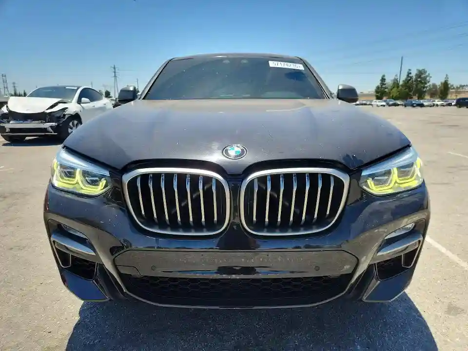 5UXUJ5C50KLJ64402 2019 BMW X4-4
