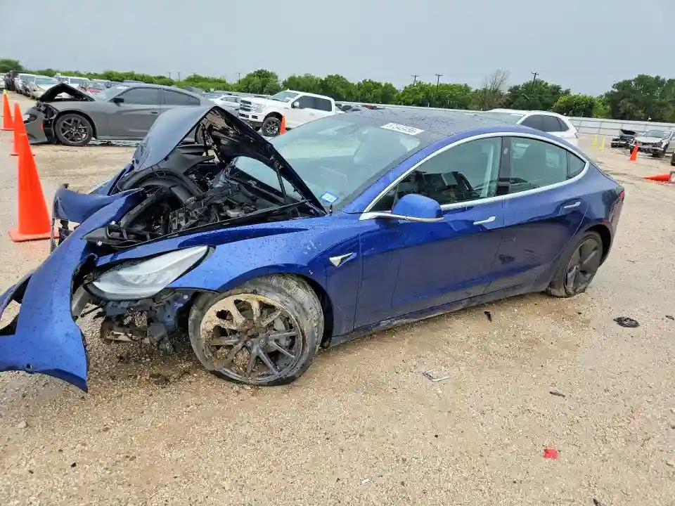 5YJ3E1EB3LF617185 2020 TESLA MODEL 3-0