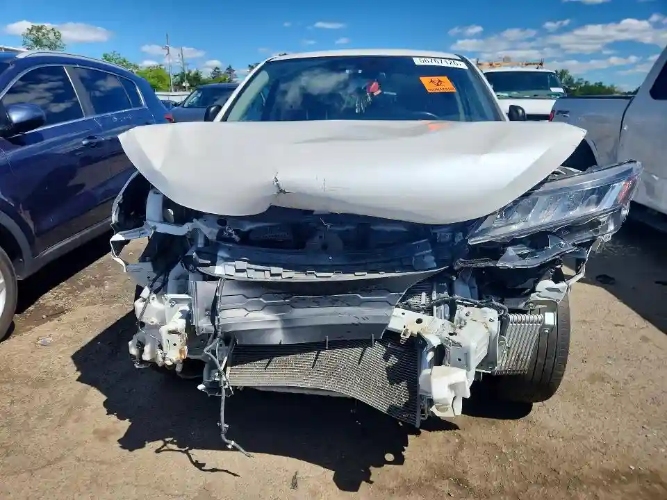 JA4APUAU4MU004568 2021 MITSUBISHI OUTLANDER-4