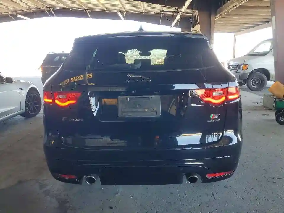 SADCM2FV3KA616308 2019 JAGUAR F-PACE-5