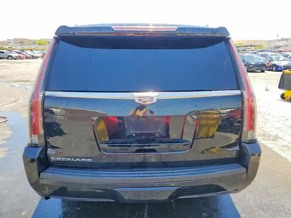 1GYS3GKJ7JR291635 2018 CADILLAC ESCALADE-5