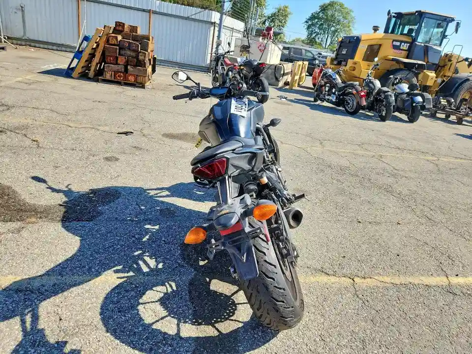 JYARM27E2KA002883 2019 YAMAHA MT07-3