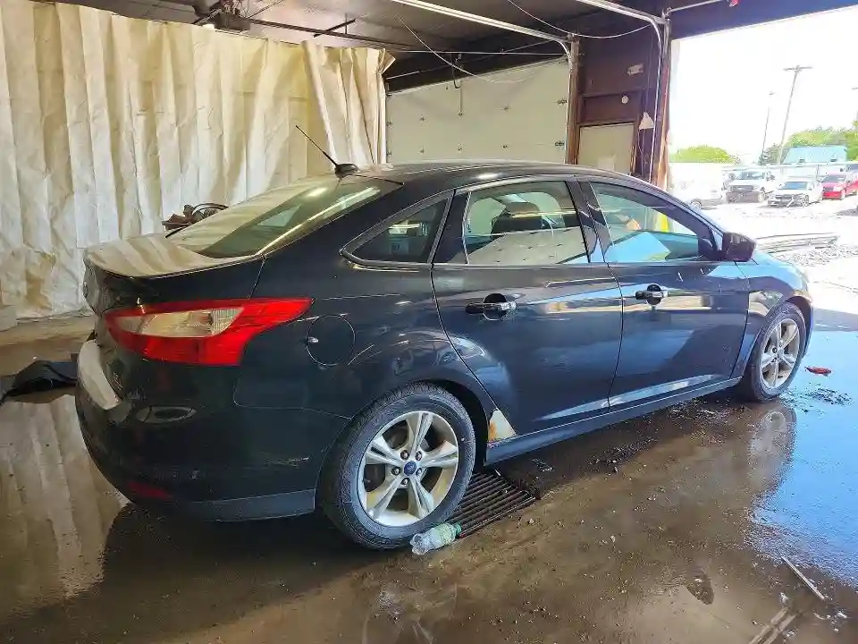 1FADP3F23EL263196 2014 FORD FOCUS-2