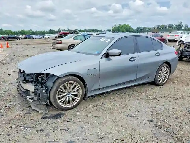 3MW39FF07P8D01696 2023 BMW 3 SERIES-0