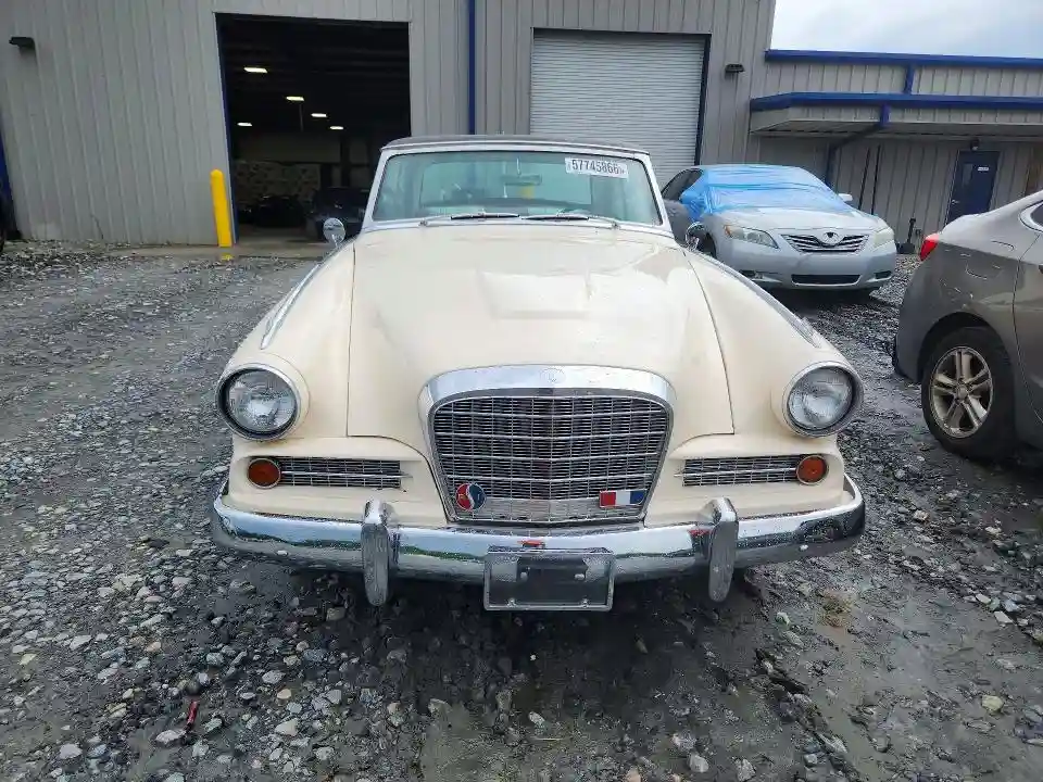 63V18429 1963 STUDEBAKER GRAN TURIS-4