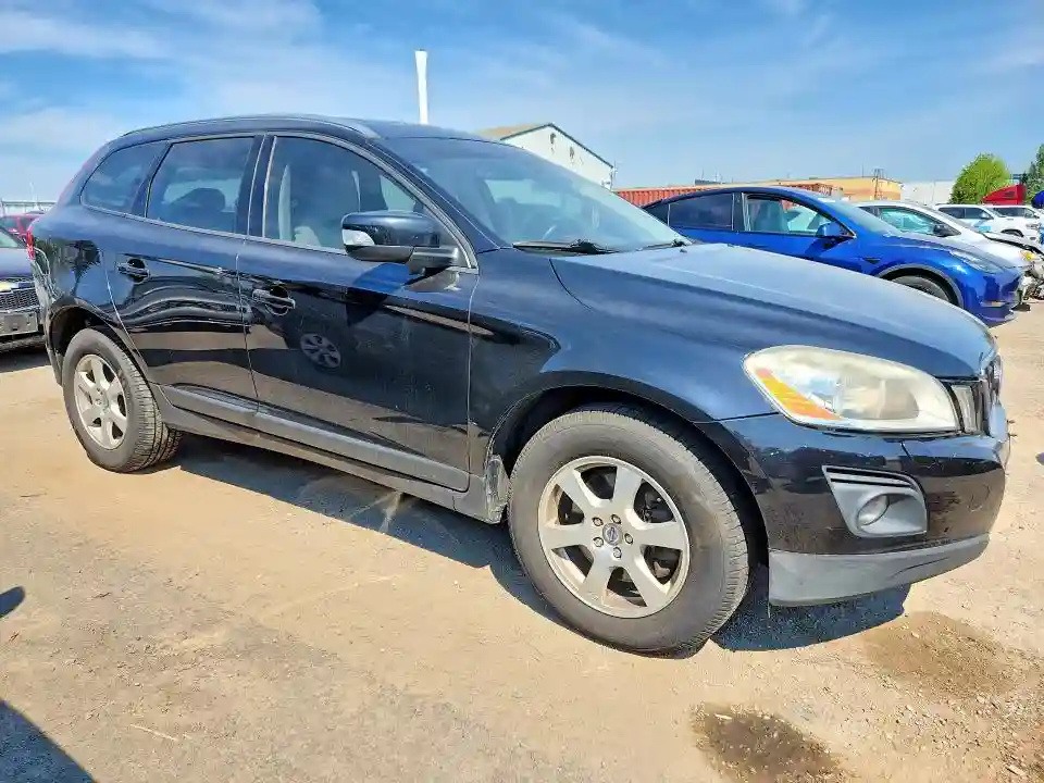 YV4982DZ2A2112712 2010 VOLVO XC60-3