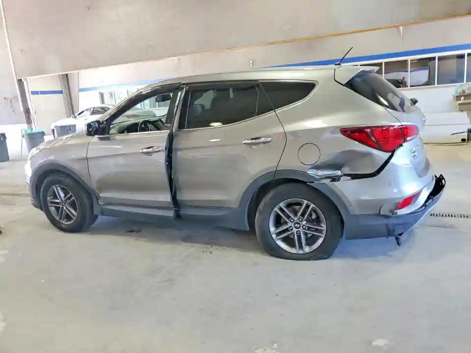 5NMZT3LB3JH103282 2018 HYUNDAI SANTA FE-1