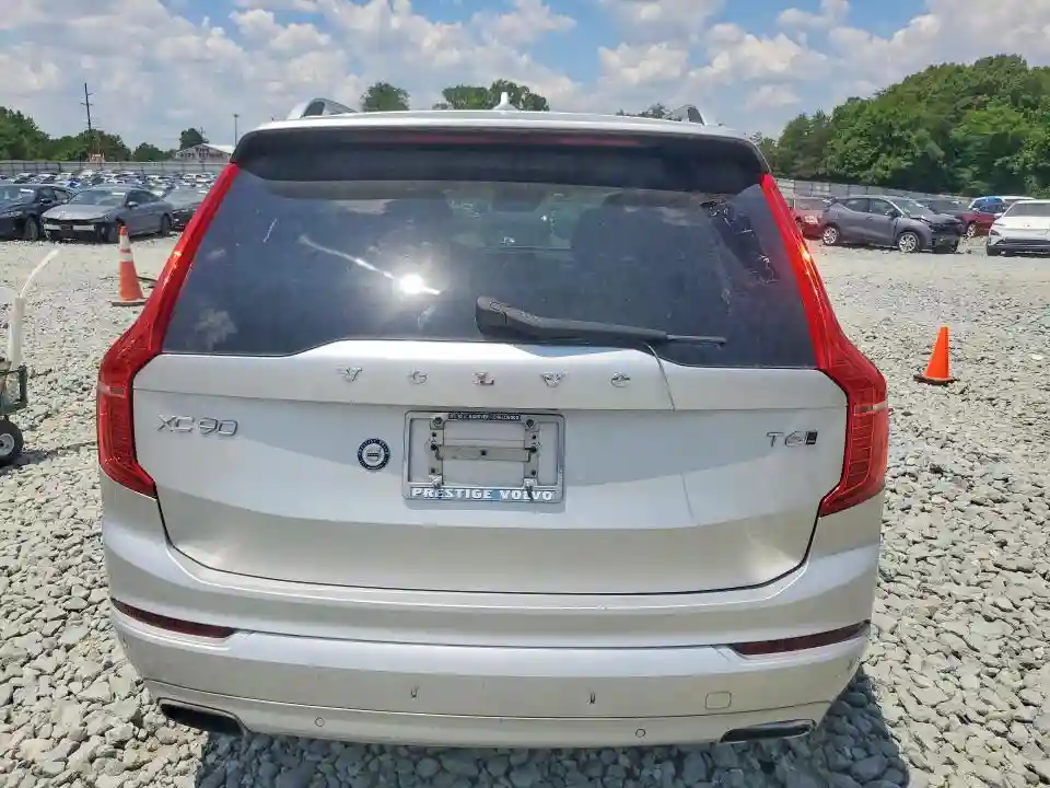 YV4A22PK0J1340453 2018 VOLVO XC90-5