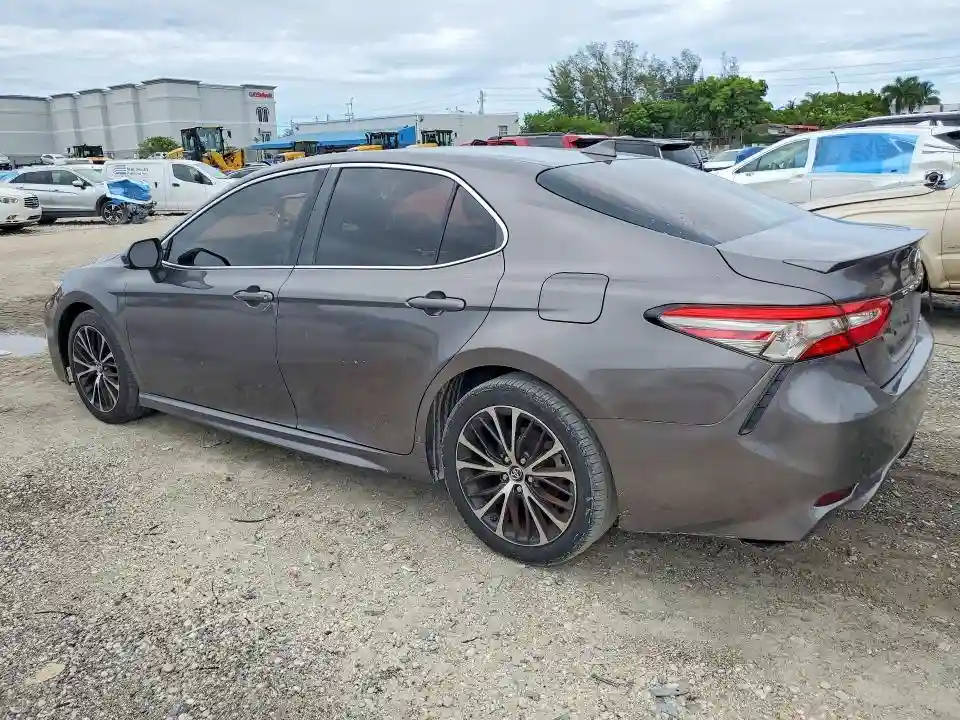 4T1B11HK2KU230910 2019 TOYOTA CAMRY-1