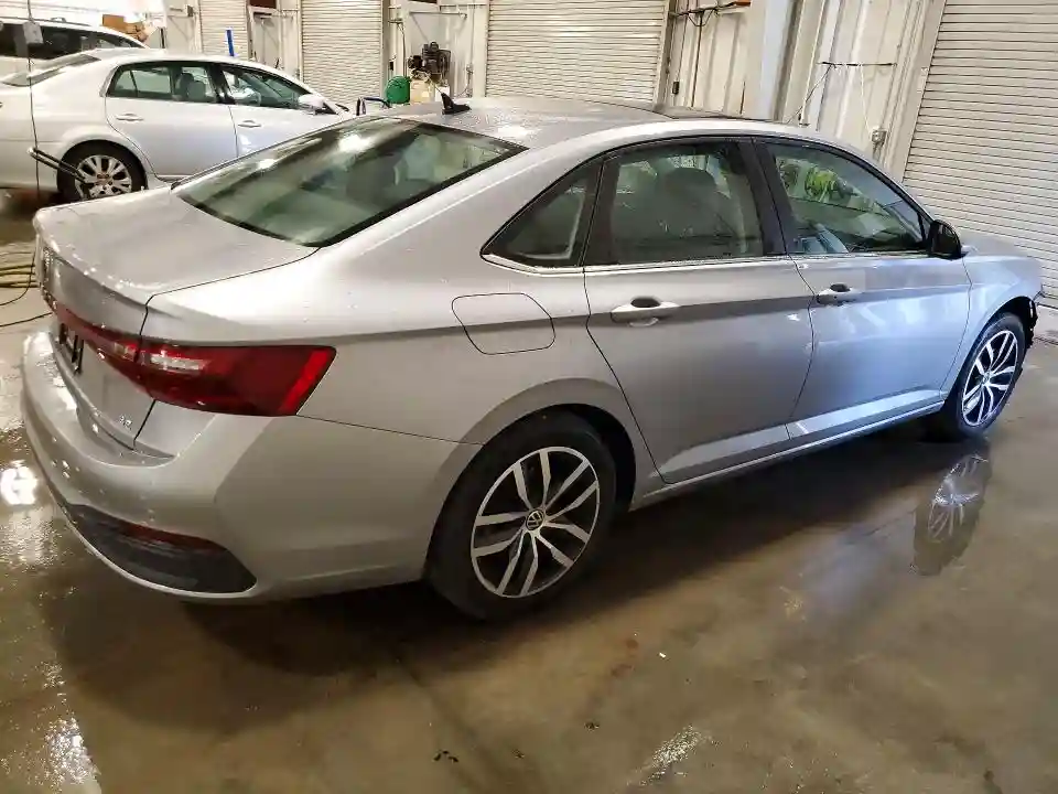 3VW7X7BU3SM012398 2025 VOLKSWAGEN JETTA-2