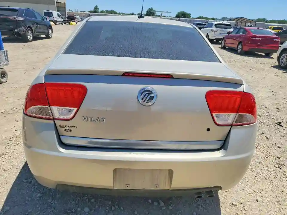 3MEHM0HA2AR642675 2010 MERCURY MILAN FWD-5