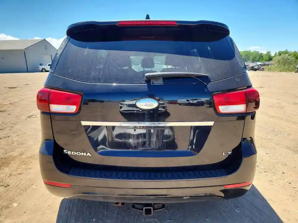 KNDMB5C1XF6068826 2015 KIA SEDONA-5