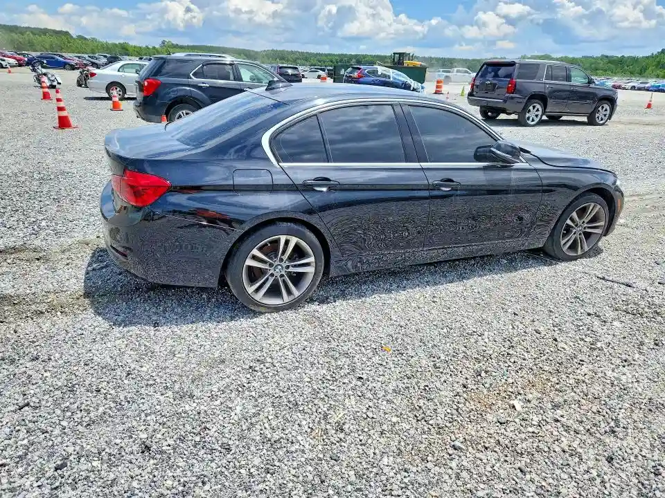 WBA8B9G54HNU50975 2017 BMW 3 SERIES-2