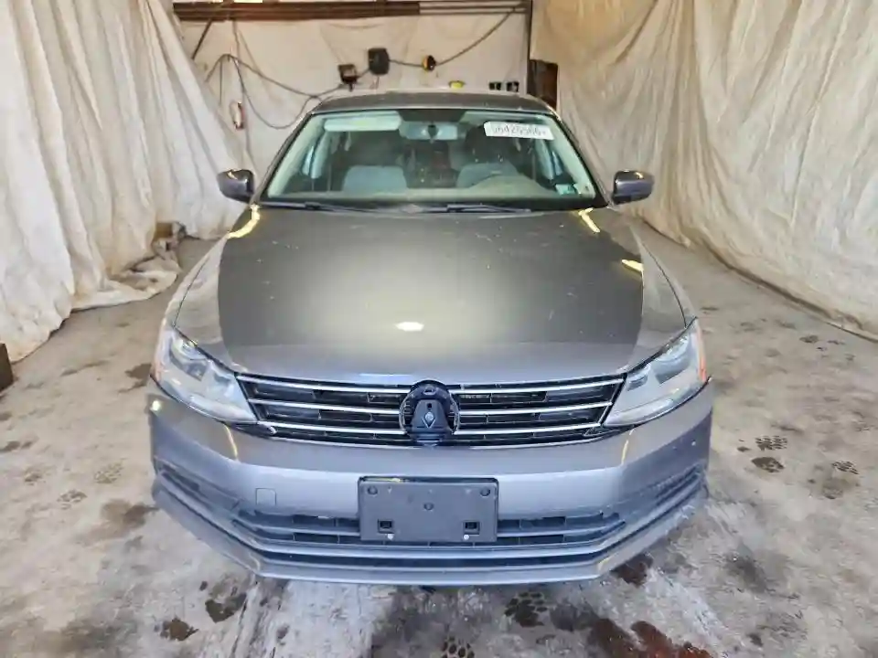 3VW167AJ9HM388662 2017 VOLKSWAGEN JETTA-4