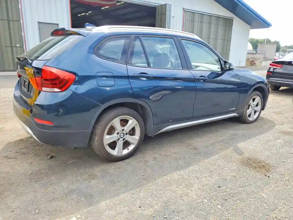 WBAVL1C57DVR87387 2013 BMW X1-2