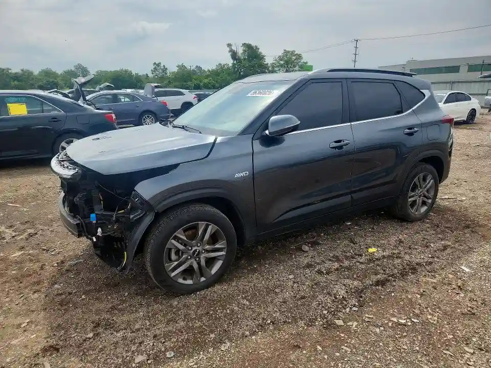 KNDEUCAAXP7459444 2023 KIA SELTOS-0