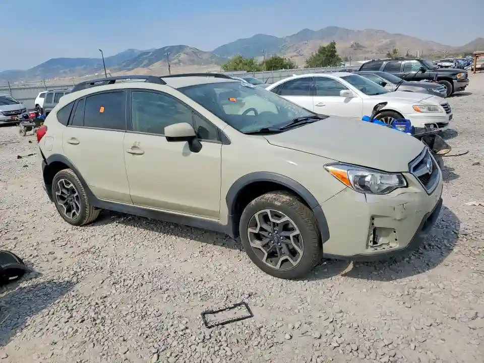 JF2GPABCXH8206206 2017 SUBARU CROSSTREK-3