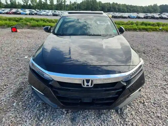 1HGCV3F6XJA005862 2018 HONDA ACCORD-4