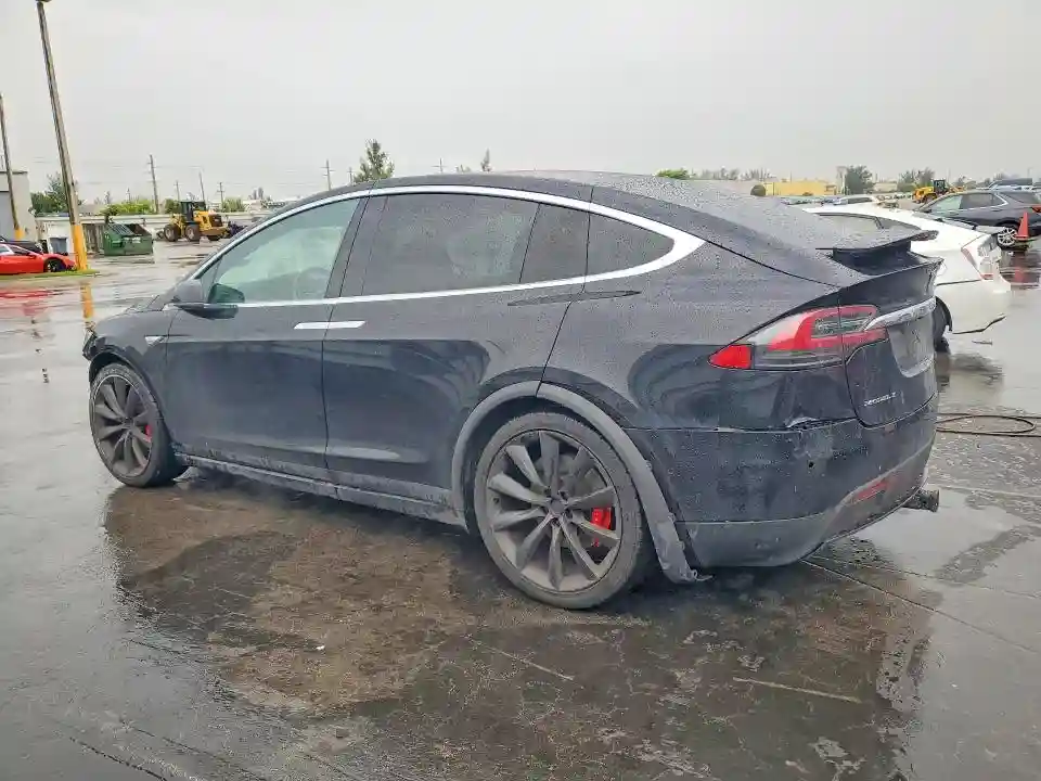 5YJXCAE43GF003686 2016 TESLA MODEL X-1