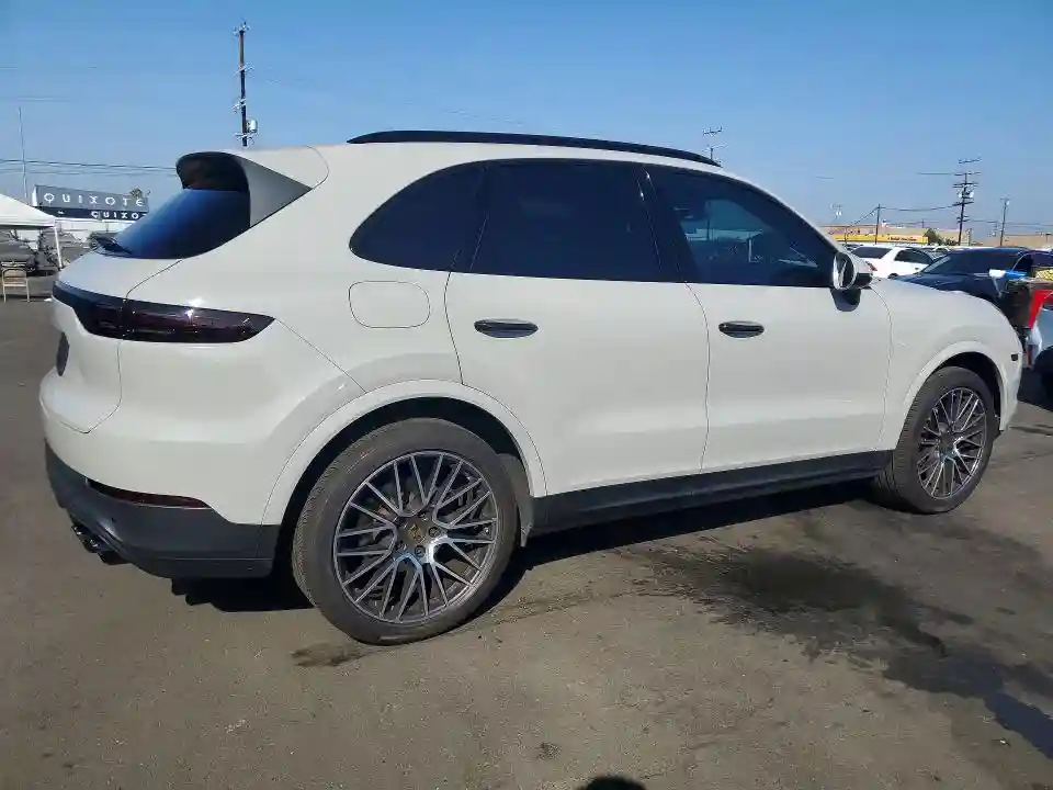 WP1AA2AY2LDA04645 2020 PORSCHE CAYENNE-2