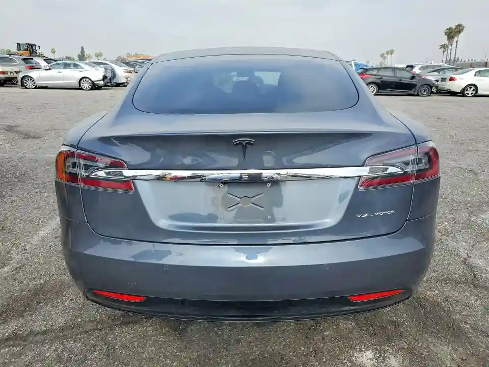 5YJSA1E24LF361632 2020 TESLA MODEL S-5