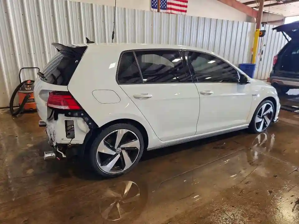 3VW5T7AU6LM006374 2020 VOLKSWAGEN GTI-2