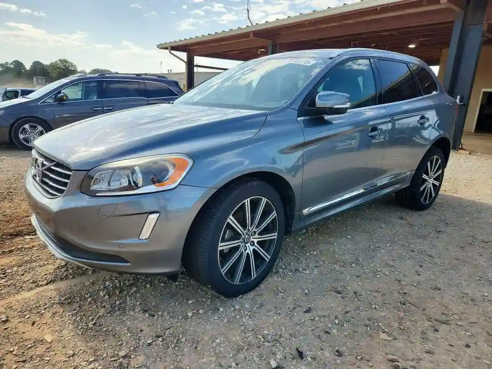 YV4612RM5G2865485 2016 VOLVO XC60-0