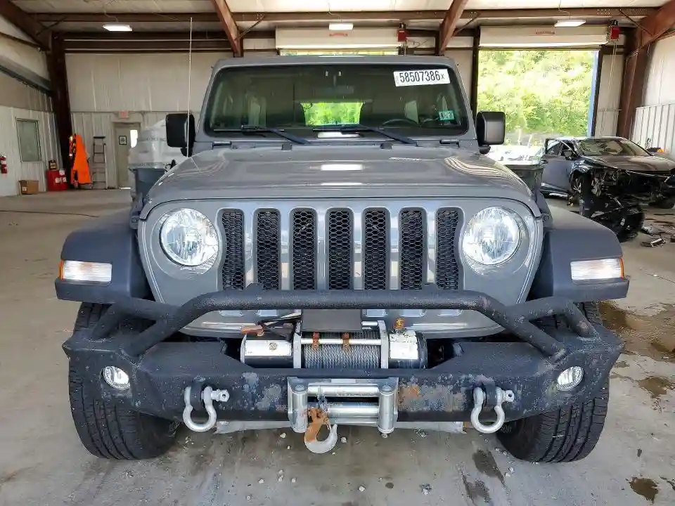 1C4HJXDN5JW332514 2018 JEEP WRANGLER-4