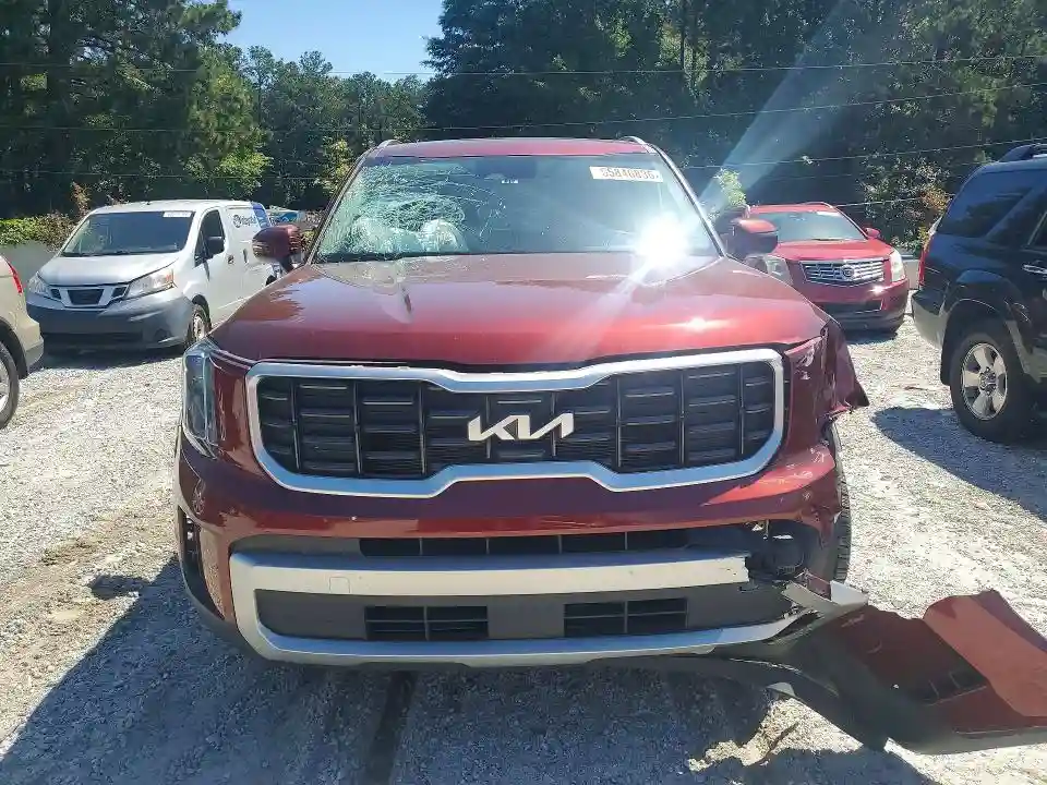 5XYP64GC8RG464102 2024 KIA TELLURIDE-4
