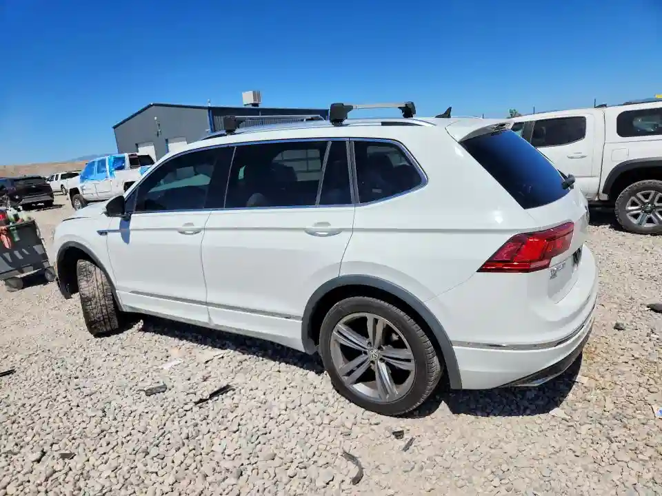 3VV2B7AX4JM163533 2018 VOLKSWAGEN TIGUAN-1