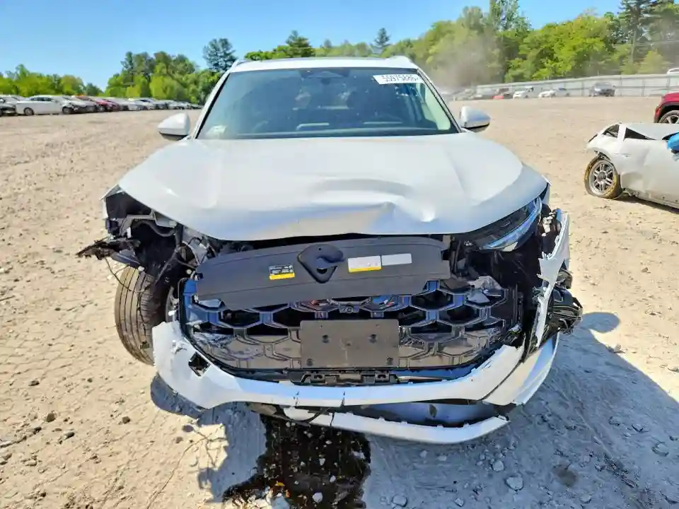 WA1ABCFJ7T1048863 2026 AUDI Q3-4